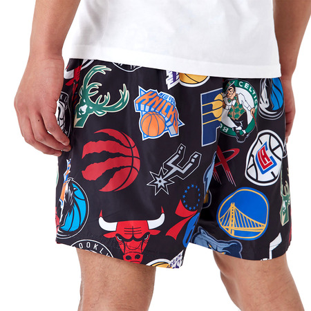 Neu Era NBA Logo Team Alle Over Print Shorts