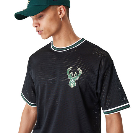 Neu Era NBA Milwaukee Bucks Lifestyle Mesh Oversized T-Shirt