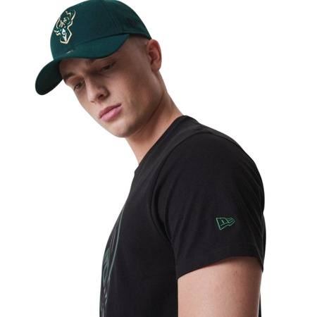 Neu Era NBA Milwaukee Bucks Outline Tee "Schwarz"