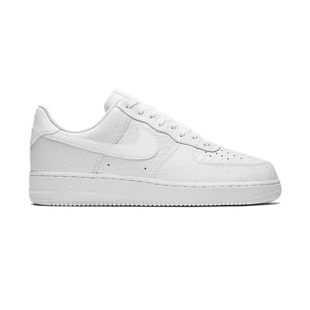 Nike Air Force 1 \\'07 LV8 "Bouya Blan"