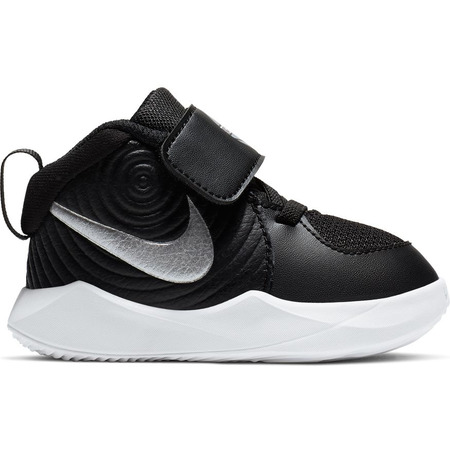 Nike Team Hustle D 9 (TD) "Valve"