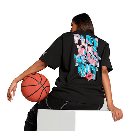 Puma Frauen Basketaball Kirsche auf Top-Grafik überdimensional Fit Tee "Schwarz"