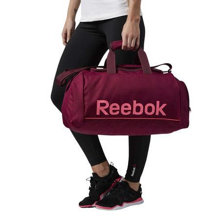 Reebok Sport Royal Small Grip Bag (Rebel Beere)