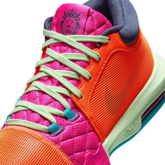 LeBron Witness 8 "Orange Fuxia"