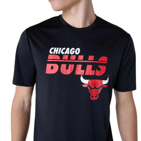 New Era NBA Chicago Bulls Essentials Tee "Black"