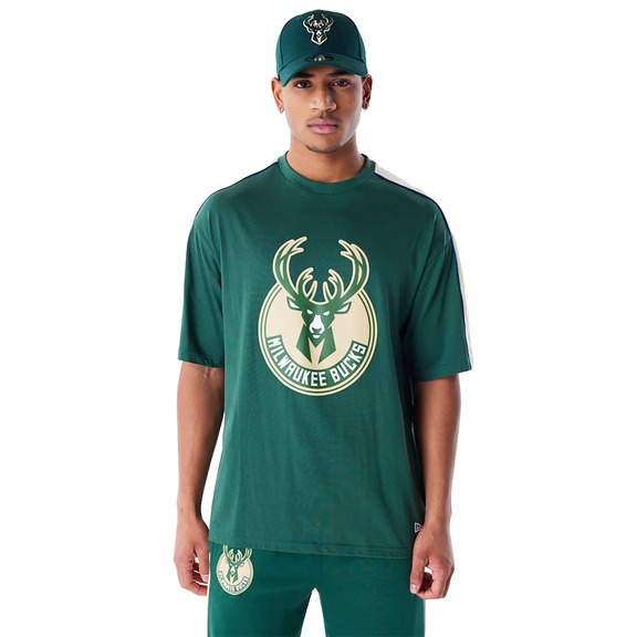 Neu Era NBA Milwaukee Bucks Panel überdimensionales T-Shirt