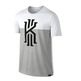 Camiseta Kyrie Logo (101/weiß/Nachtsilber)