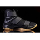 LeBron Soldier 10 SFG "Black Gum" (009/black/mtlc dunkelgrau/gum gelb)