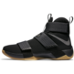 LeBron Soldier 10 SFG "Black Gum" (009/black/mtlc dunkelgrau/gum gelb)