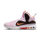 LeBron IX „Regal Pink“