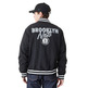 Neue Era NBA Brooklyn Nets Team Script Bomber Jacke