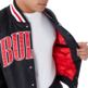 Neue Era NBA Chicago Bulls Applique Satin Bomber Jacke