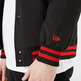 Neue Era NBA Chicago Bulls Patch Logo Bomber Jacke "Black"